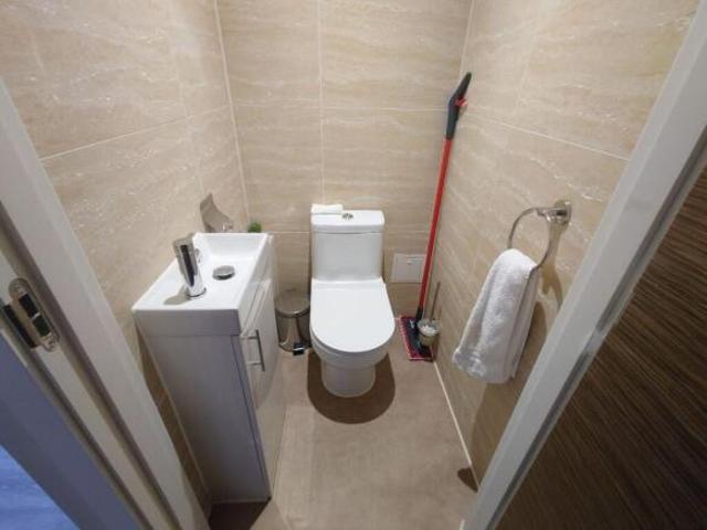 Maisonette for rent in Chinatown, Calderstones