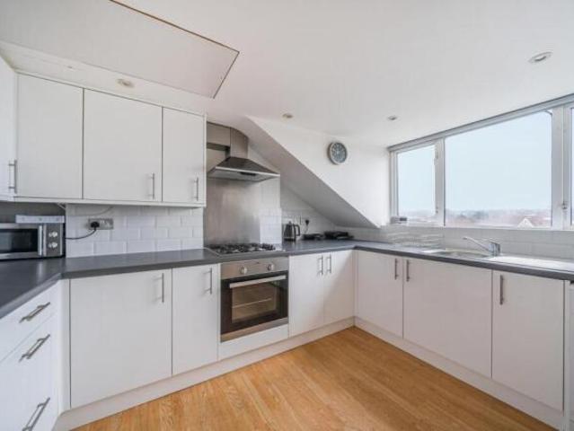 Maisonette for rent in Wimbledon, Greater London