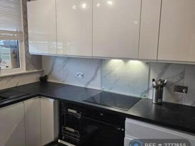 Maisonette for rent in West Yorkshire