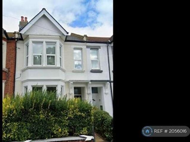 House for rent in Lyons, Greater London
