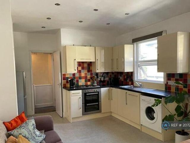 House for rent in Lyons, Greater London