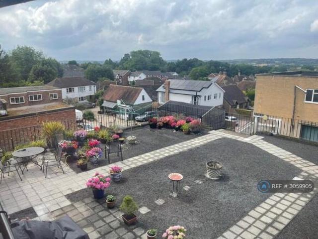 Maisonette for rent in Tenterden, Ashford