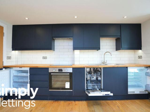 Maisonette for rent in Worthing, West Sussex