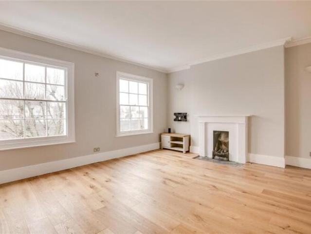 Maisonette for rent in Camden Town, Greater London