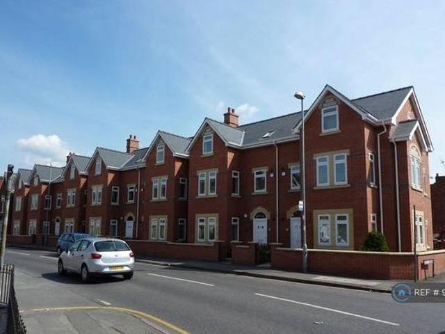 House for rent in Lyons, Greater London