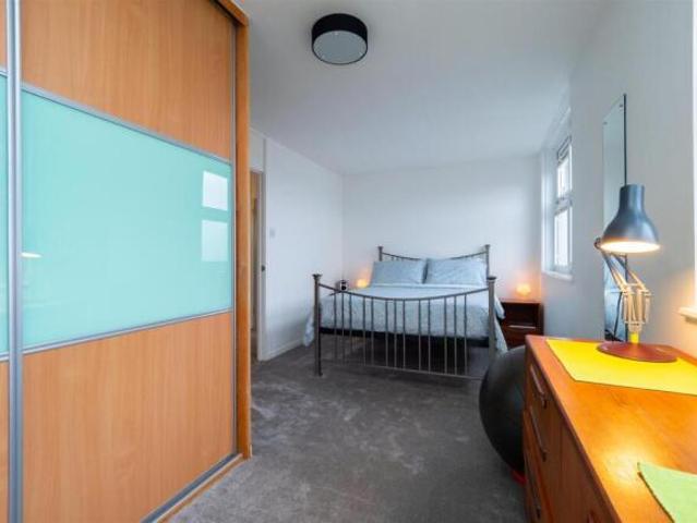 Maisonette for rent in Greater London