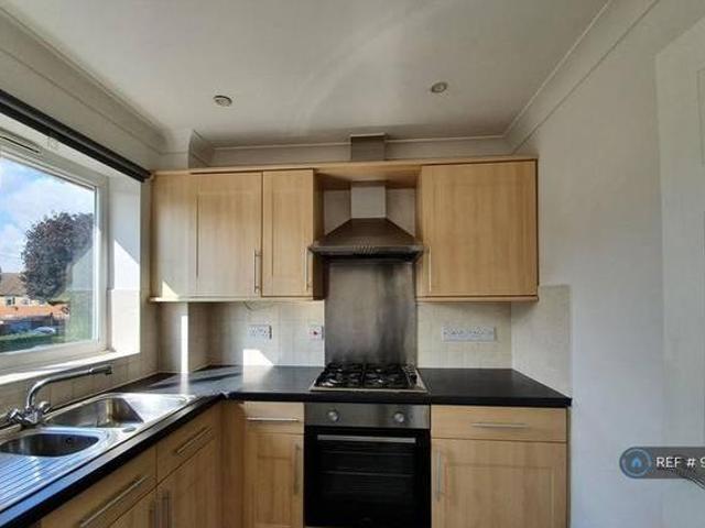 House for rent in Surrey