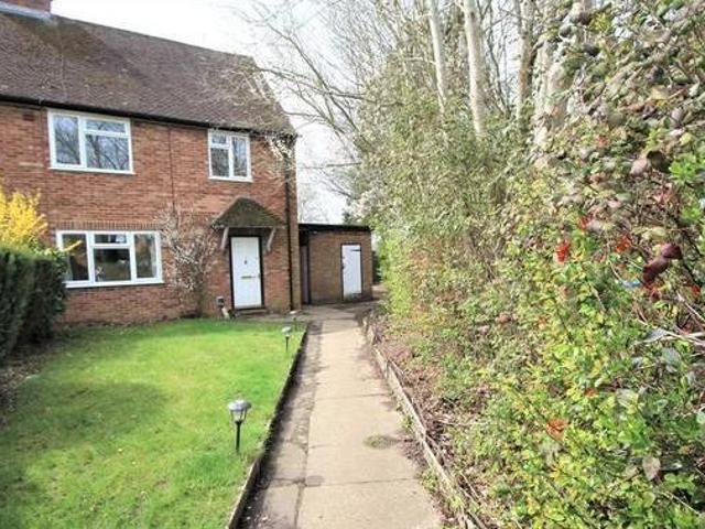 House for rent in Surrey