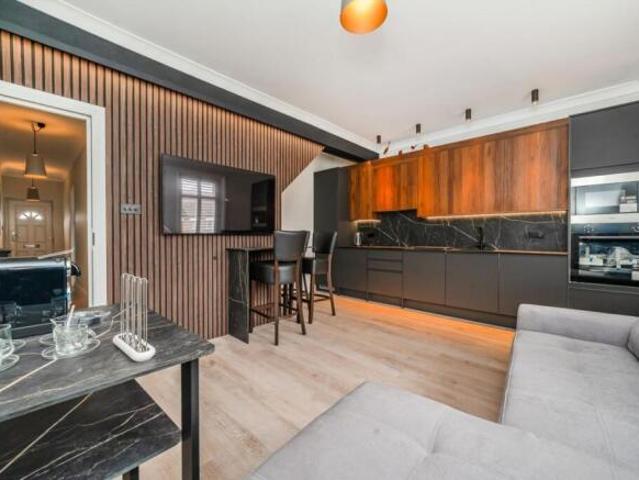 Maisonette for rent in Greater London