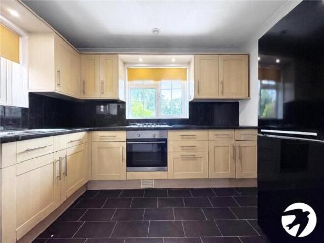 Maisonette for rent in Swanley, The Butts