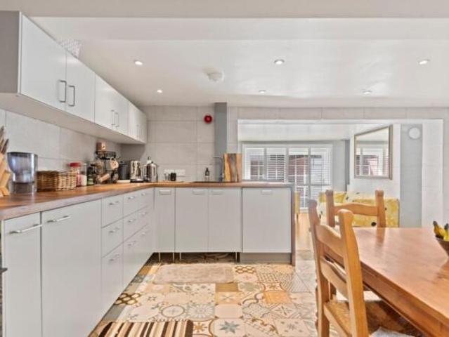 Maisonette for rent in Barnsbury, Greater London