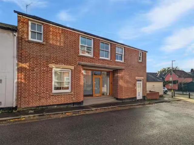 House for rent in Brook Green, Greater London