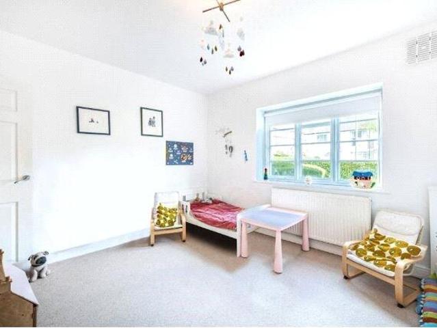 Maisonette for rent in East Finchley, Isle Of Man