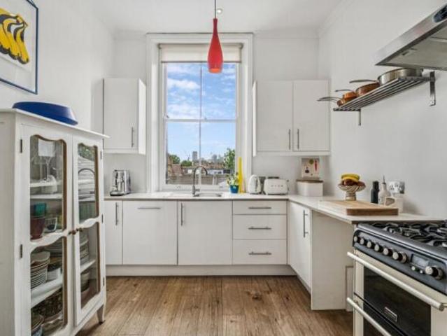 Maisonette for rent