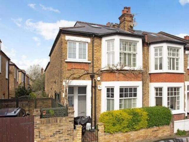 House for rent in Lyons, Greater London
