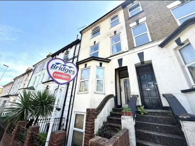 House for rent in Farnborough, Hampshire
