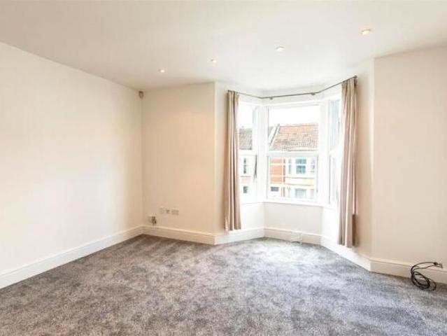 Maisonette for rent in Spike Island, Bristol