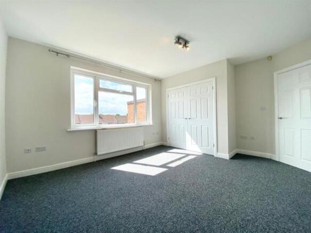Maisonette for rent