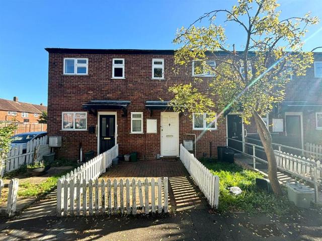 Maisonette for rent in London, Uxbridge