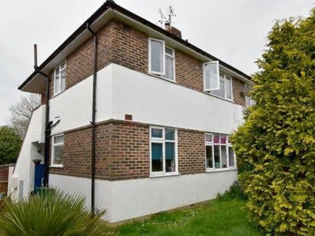 House for rent in Red Hill, Surrey