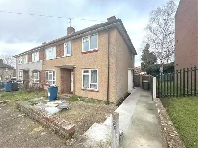 House for rent in Harrow Weald, Greater London