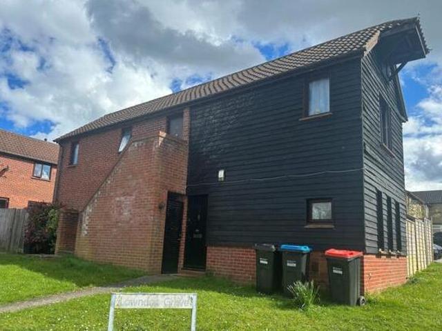 House for rent in Lyons, Greater London