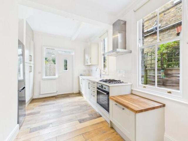 Maisonette for rent in St Margarets, Greater London