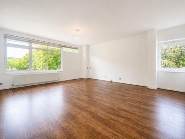 Flat for rent in Ferndown, East Dorset
