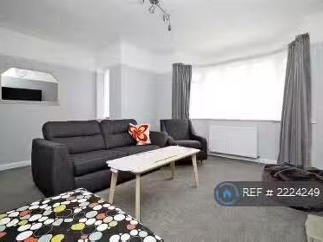House for rent in Little Stanmore, Greater London