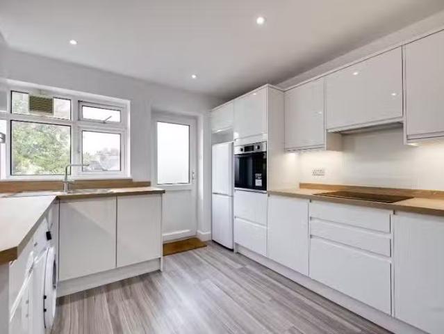 House for rent in High Barnet, Greater London