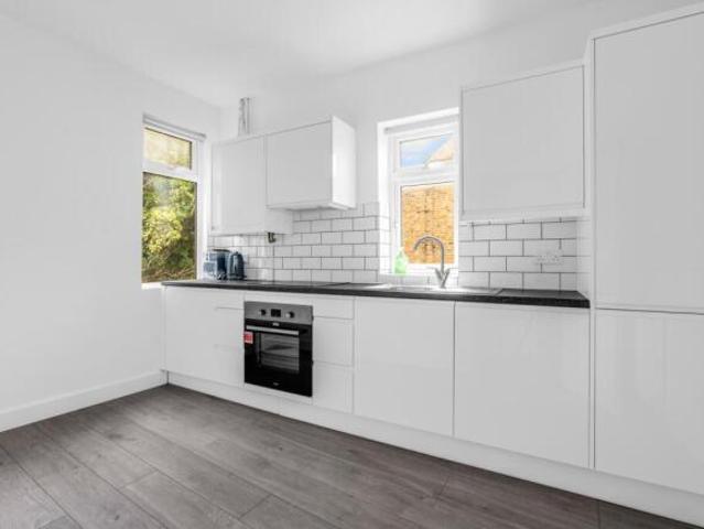 Maisonette for rent