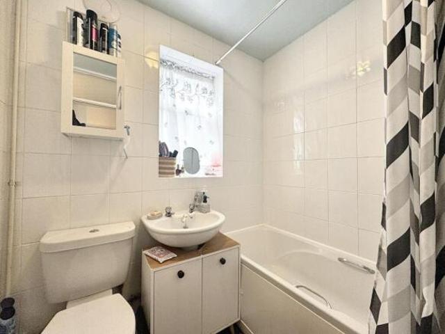 Maisonette for rent in West Midlands