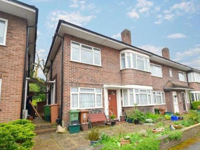 House for rent in Sutton Green, Woking