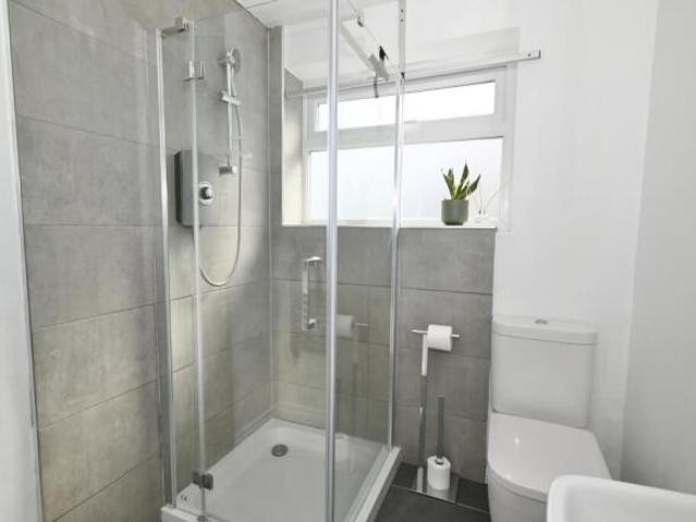 Maisonette for rent in Teddington, Greater London