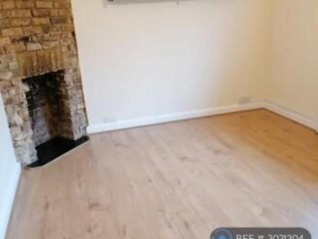 Maisonette for rent in Greater London