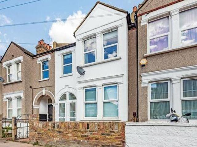 House for rent in Lyons, Greater London