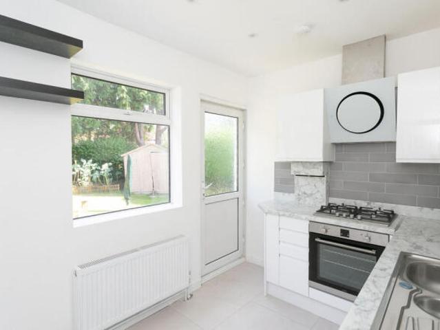 Maisonette for rent in North Watford, Hertfordshire