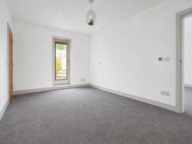 Maisonette for rent in Newport Pagnell