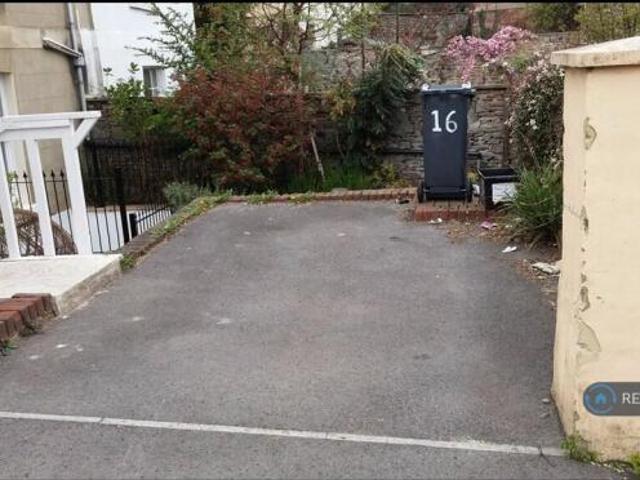 Maisonette for rent in Feckenham, City Of Bristol
