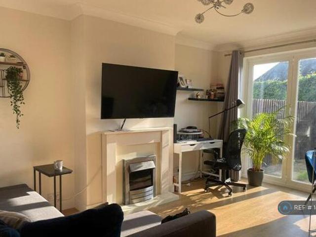 House for rent in Kingswood, Watford