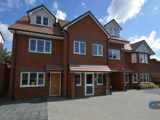 House for rent in Lyons, Greater London