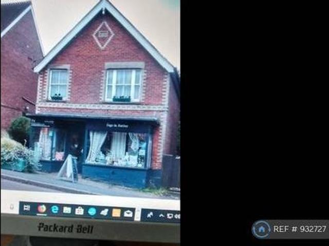 House for rent in Surrey