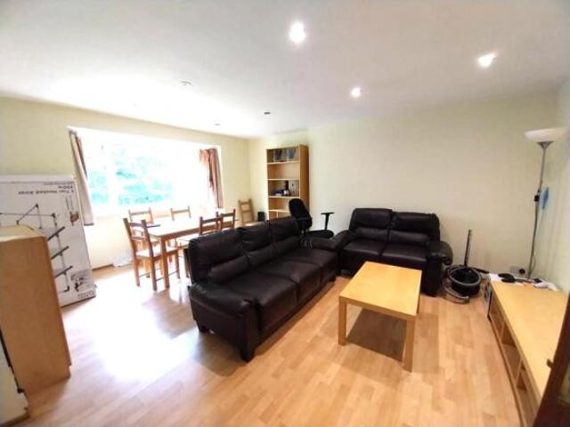 Maisonette for rent