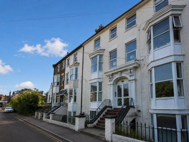 Flat for sale in Upton, Acol