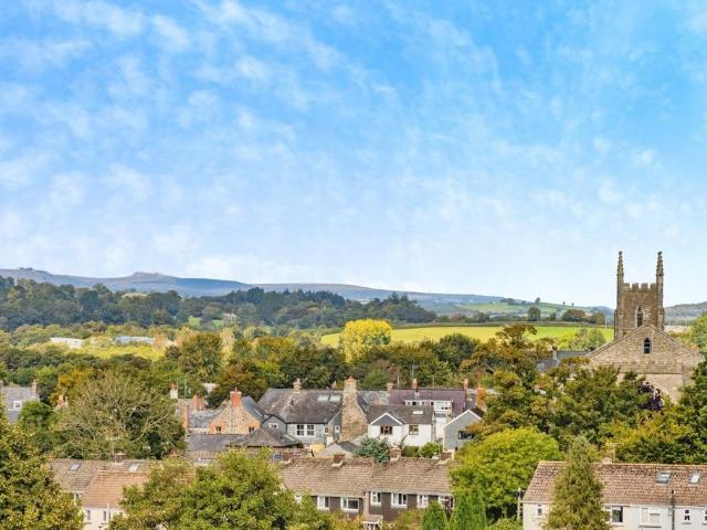 Flat for sale in Strode, Devon