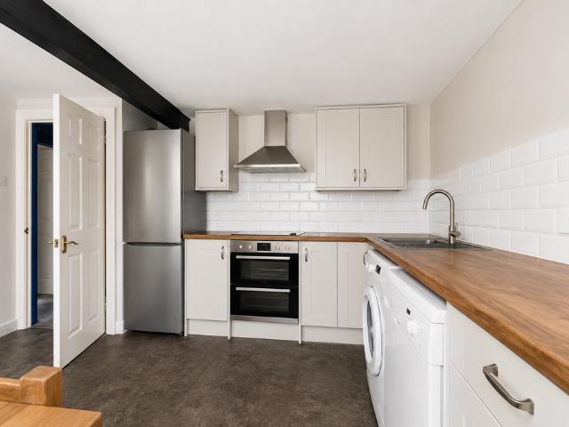 Flat for sale in Devizes, Wiltshire