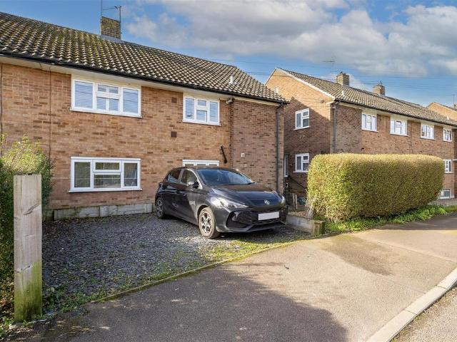 Flat for sale in Five Acres, Hertfordshire