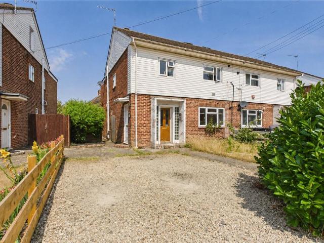 Flat for sale in Theale, West Berkshire