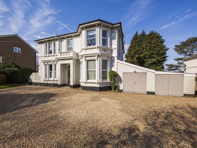 Flat for sale in Ferndale, Sandown Park