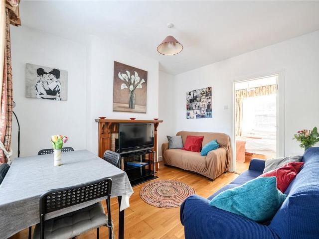 Flat for sale in Penenden Heath, Maidstone